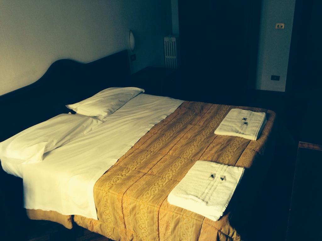 Hotel Medea - Milan — Photos 2